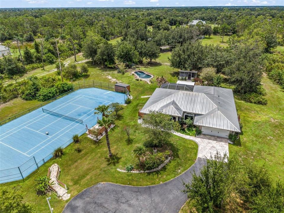 En Venta: $840,000 (3 camas, 2 baños, 2106 Pies cuadrados)