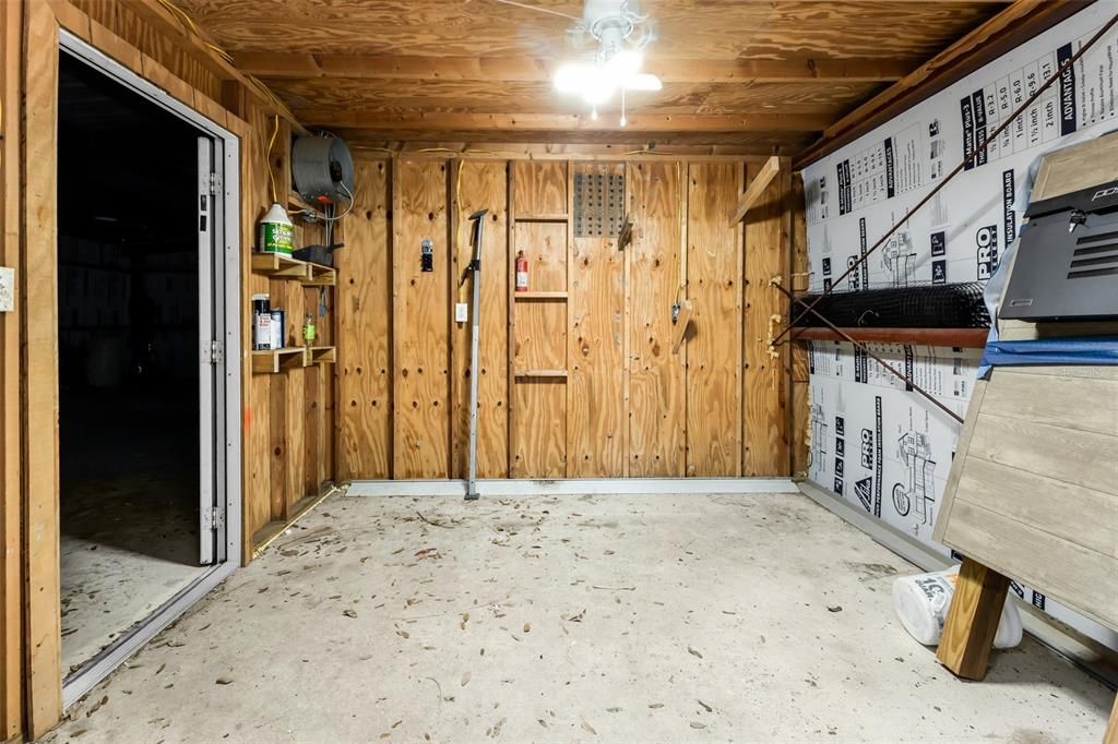 En Venta: $840,000 (3 camas, 2 baños, 2106 Pies cuadrados)
