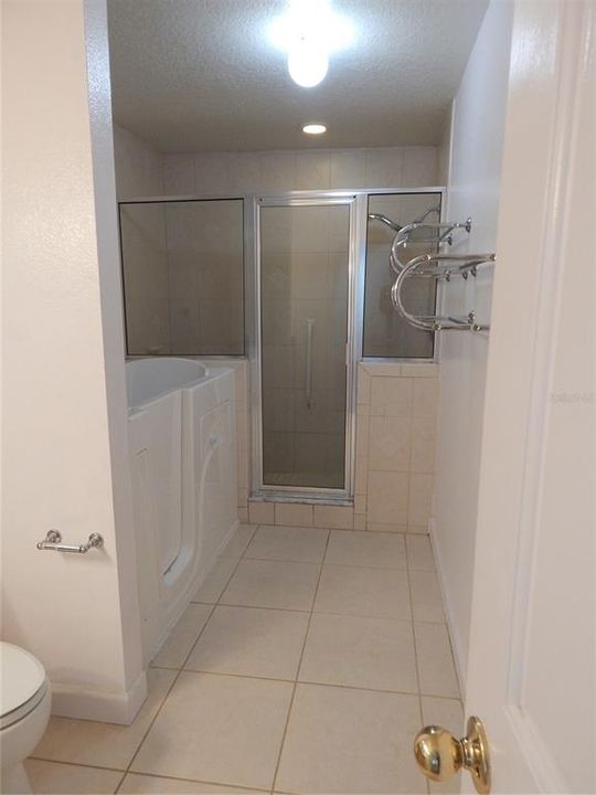 В аренду: $2,995 (3 спален, 2 ванн, 2004 Квадратных фут)