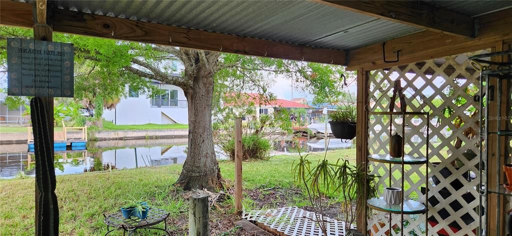 For Rent: $1,300 (2 beds, 1 baths, 850 Square Feet)