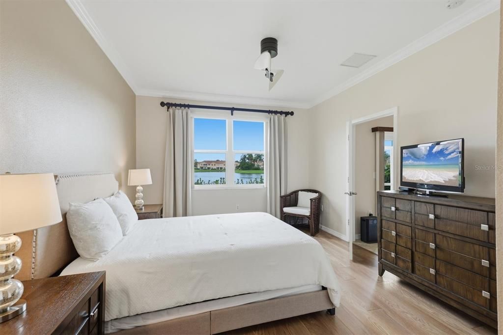 For Rent: $4,500 (3 beds, 2 baths, 1210 Square Feet)