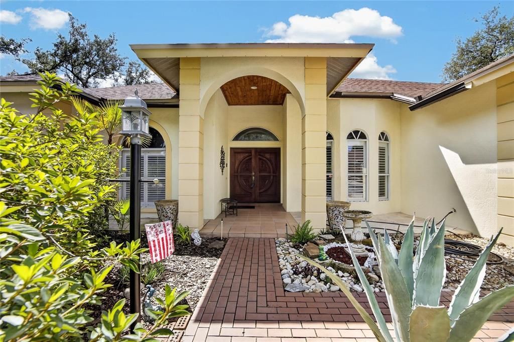 На продажу: $449,900 (4 спален, 2 ванн, 2261 Квадратных фут)