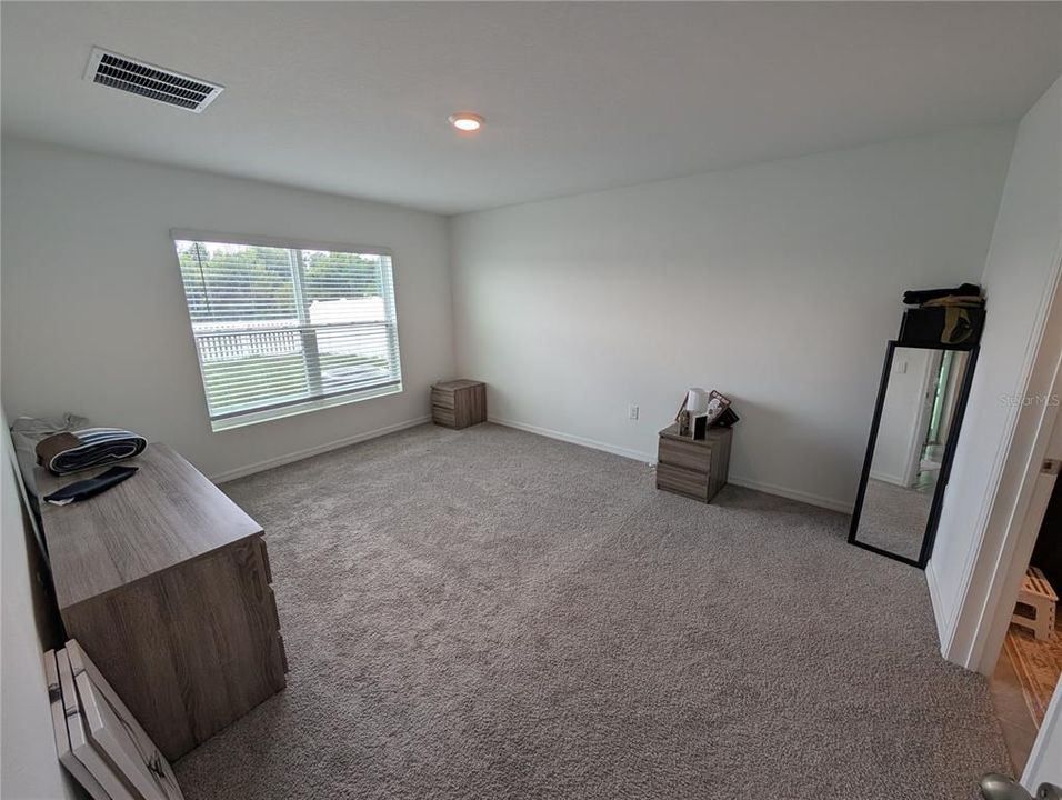 En Renta: $2,575 (4 camas, 2 baños, 1846 Pies cuadrados)
