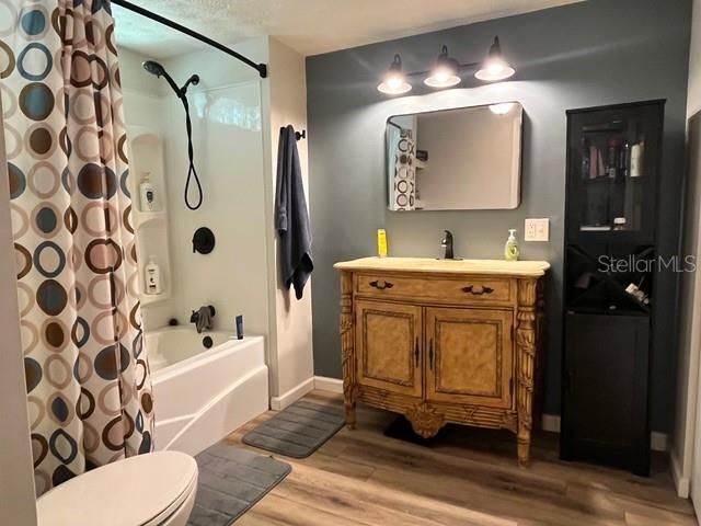 For Sale: $169,900 (2 beds, 2 baths, 1132 Square Feet)