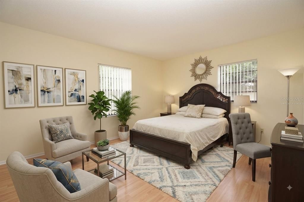 For Sale: $249,995 (2 beds, 2 baths, 1074 Square Feet)