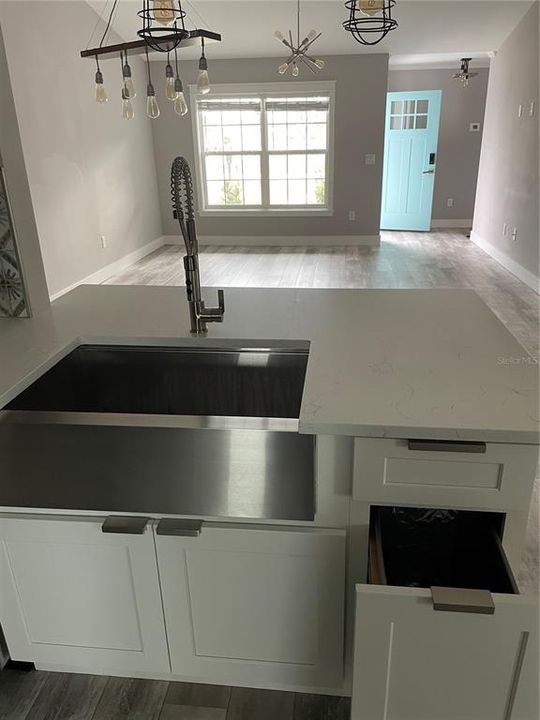 En Renta: $1,795 (3 camas, 2 baños, 1311.5 Pies cuadrados)