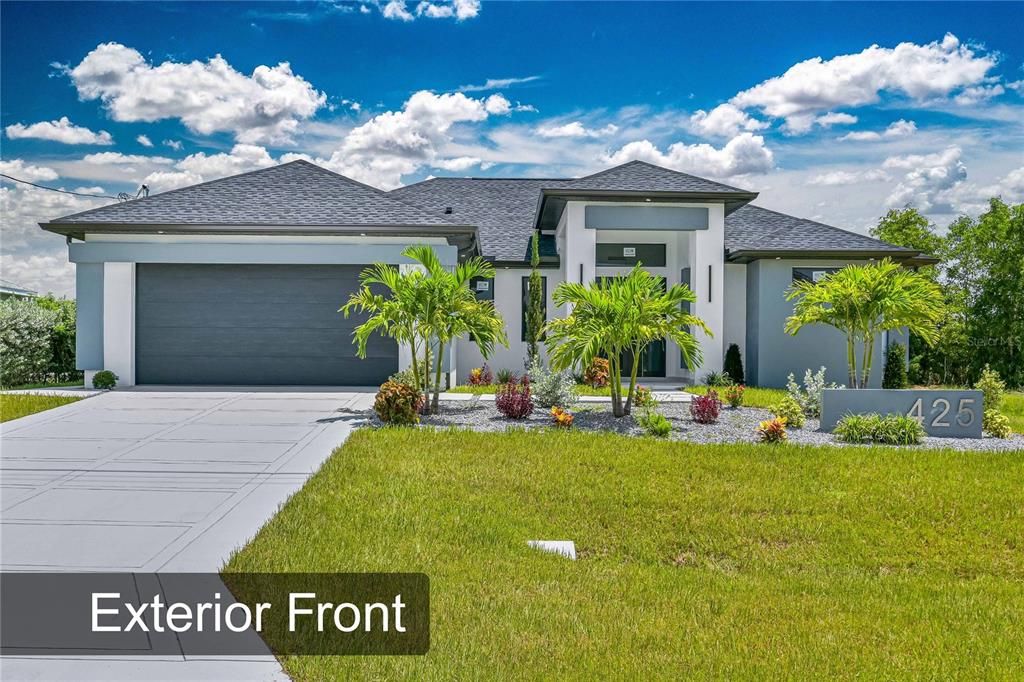For Sale: $750,000 (3 beds, 3 baths, 1900 Square Feet)