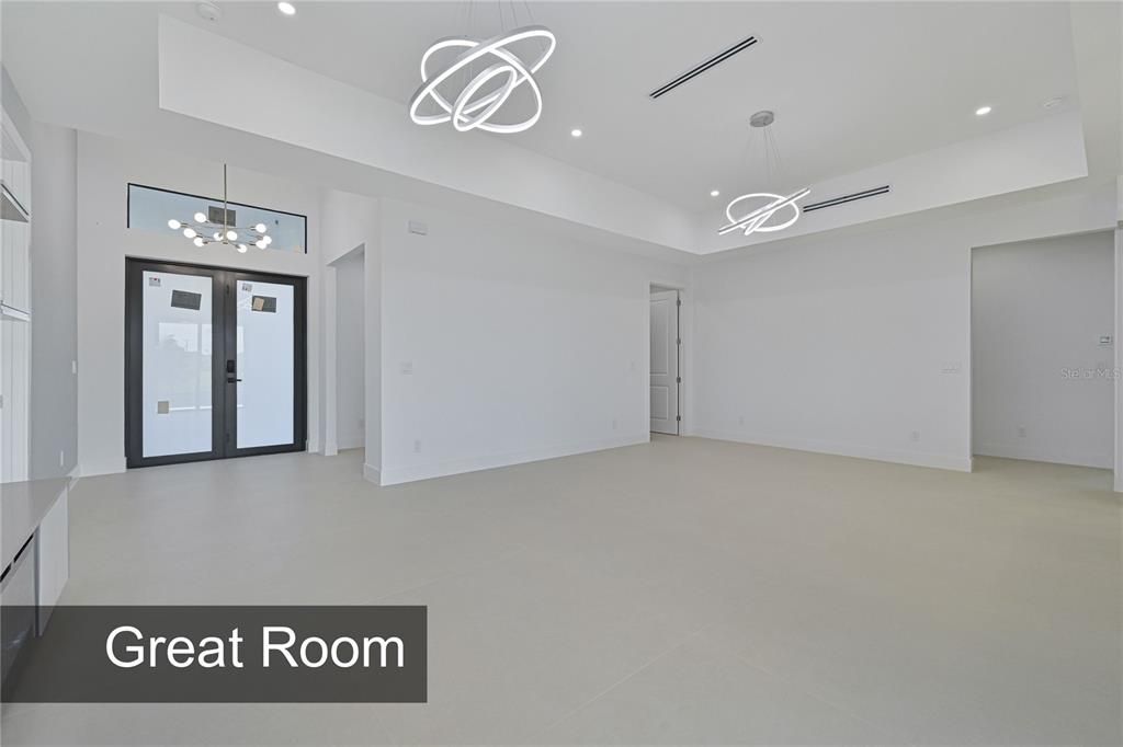 For Sale: $750,000 (3 beds, 3 baths, 1900 Square Feet)