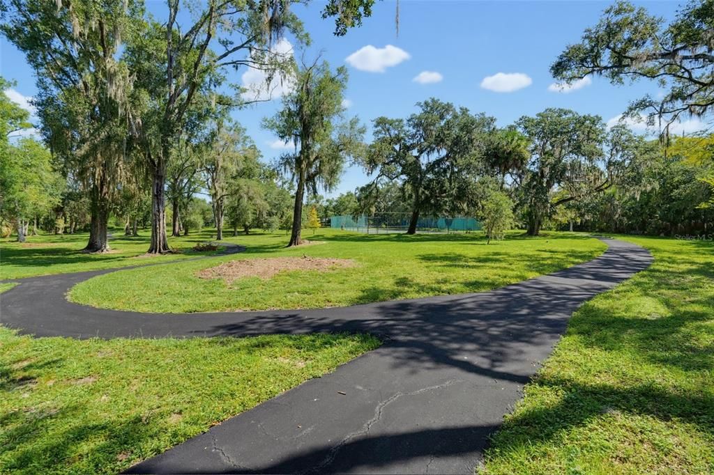 For Sale: $389,999 (2 beds, 2 baths, 1698 Square Feet)