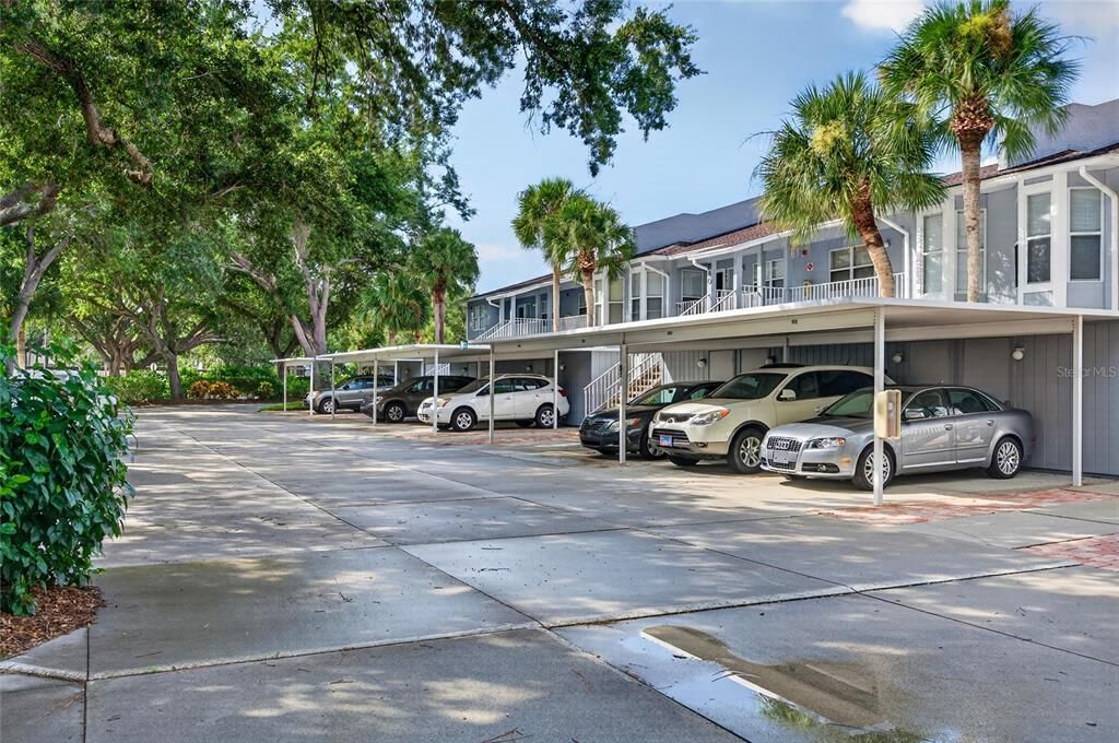Activo con contrato: $195,000 (2 camas, 2 baños, 1211 Pies cuadrados)
