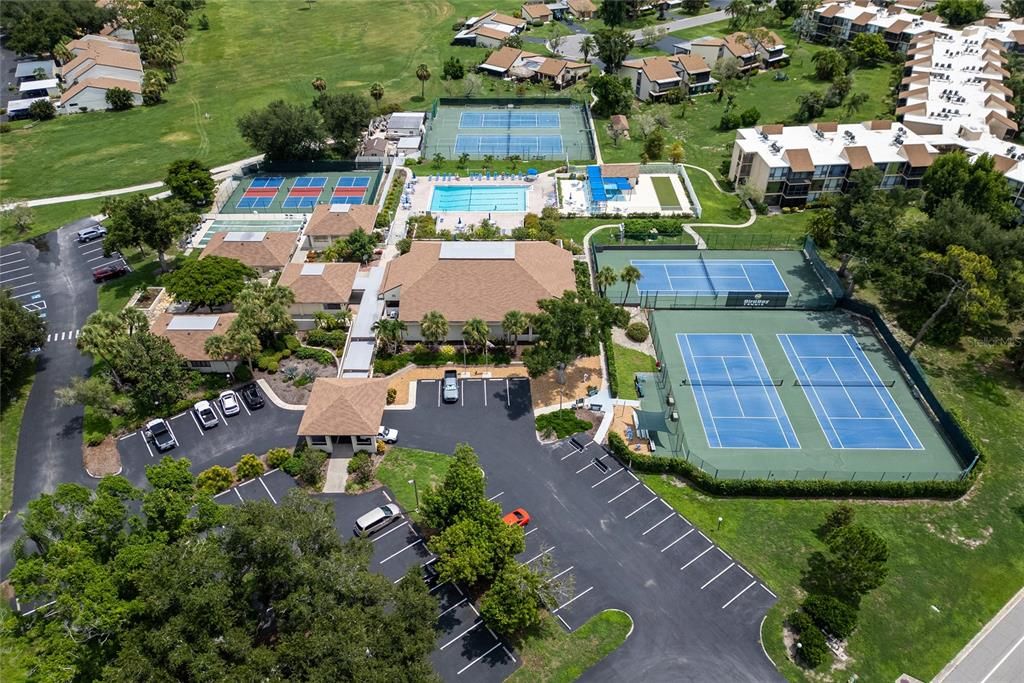 Activo con contrato: $195,000 (2 camas, 2 baños, 1211 Pies cuadrados)