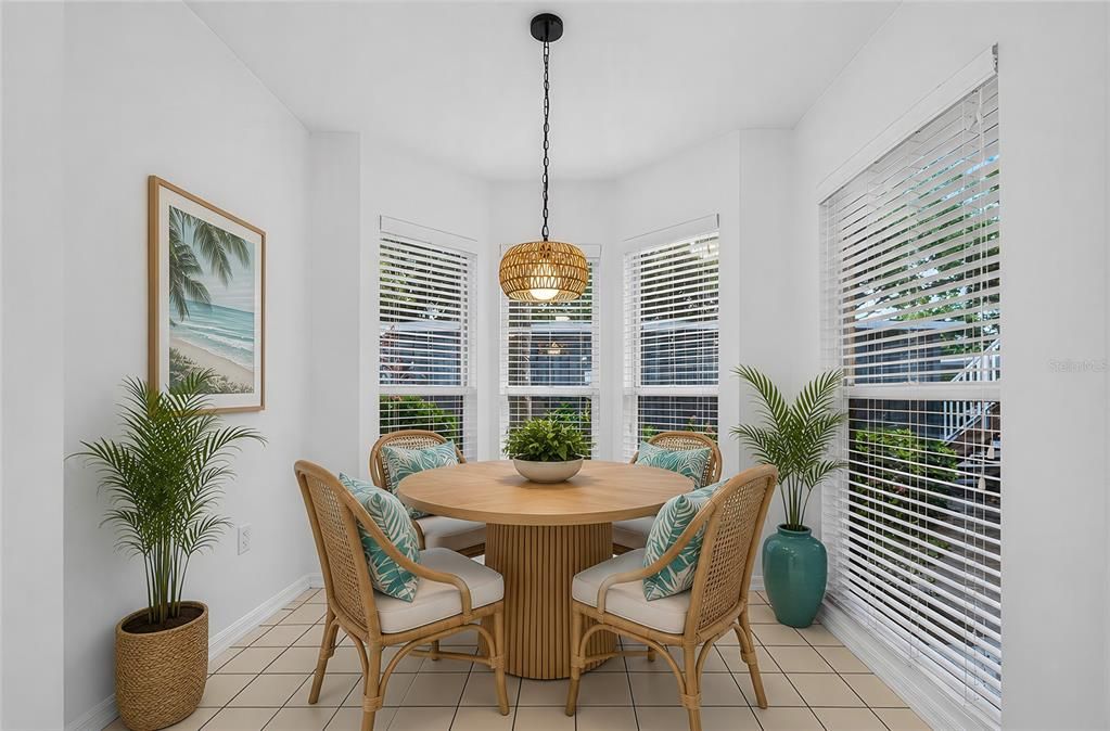 Activo con contrato: $195,000 (2 camas, 2 baños, 1211 Pies cuadrados)