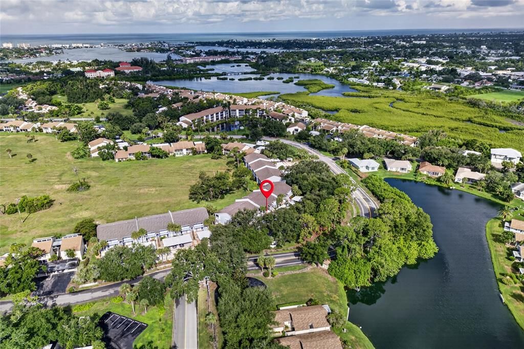 Activo con contrato: $195,000 (2 camas, 2 baños, 1211 Pies cuadrados)