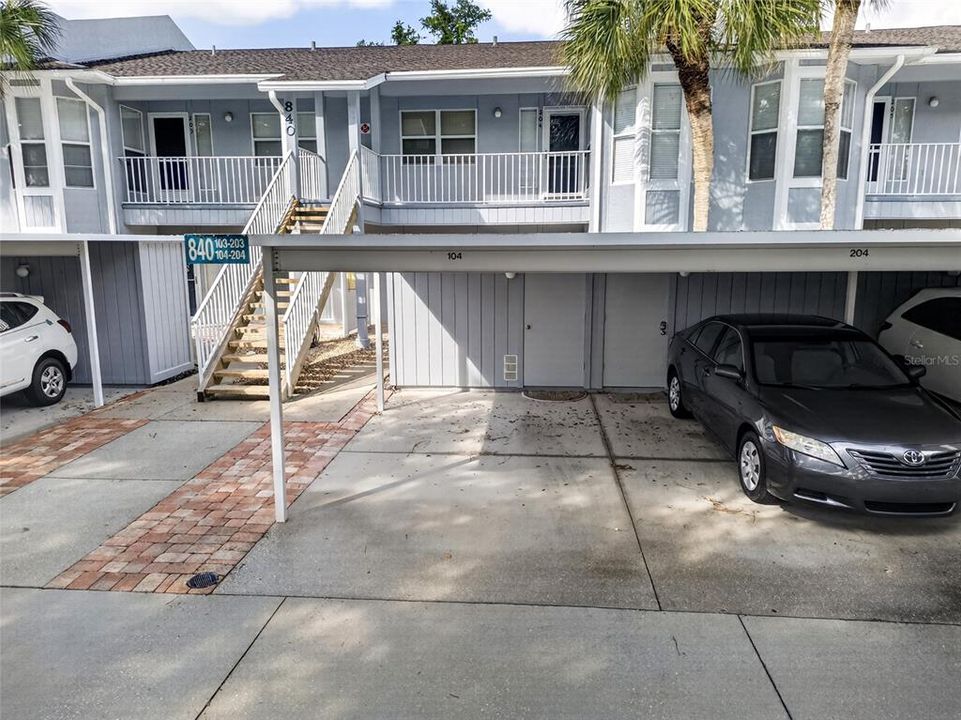 Activo con contrato: $195,000 (2 camas, 2 baños, 1211 Pies cuadrados)