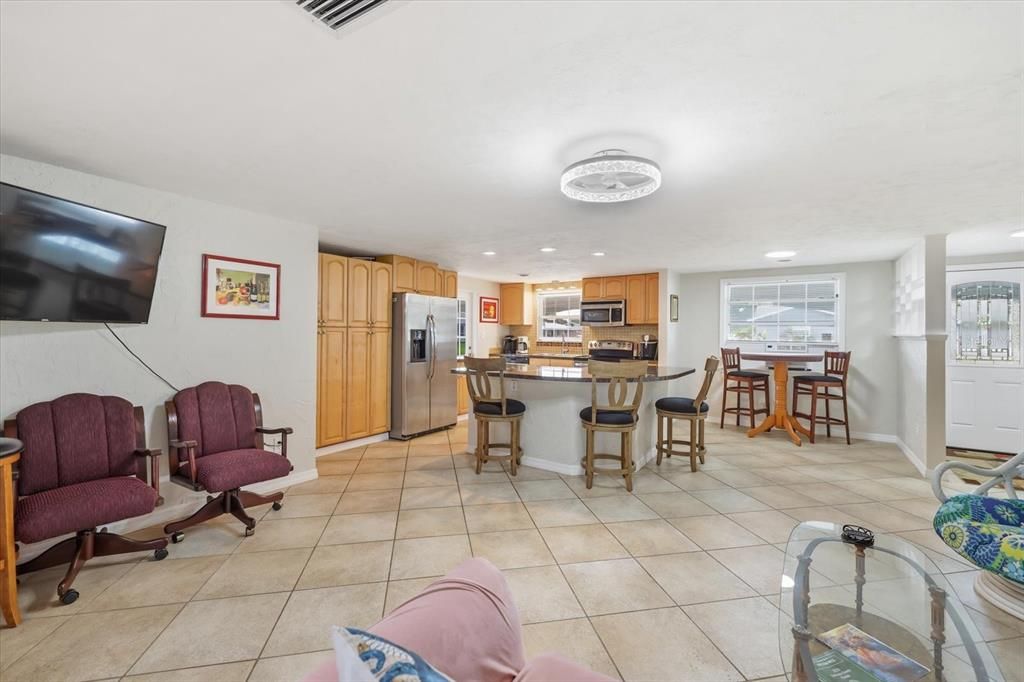 For Rent: $2,800 (3 beds, 2 baths, 1771 Square Feet)