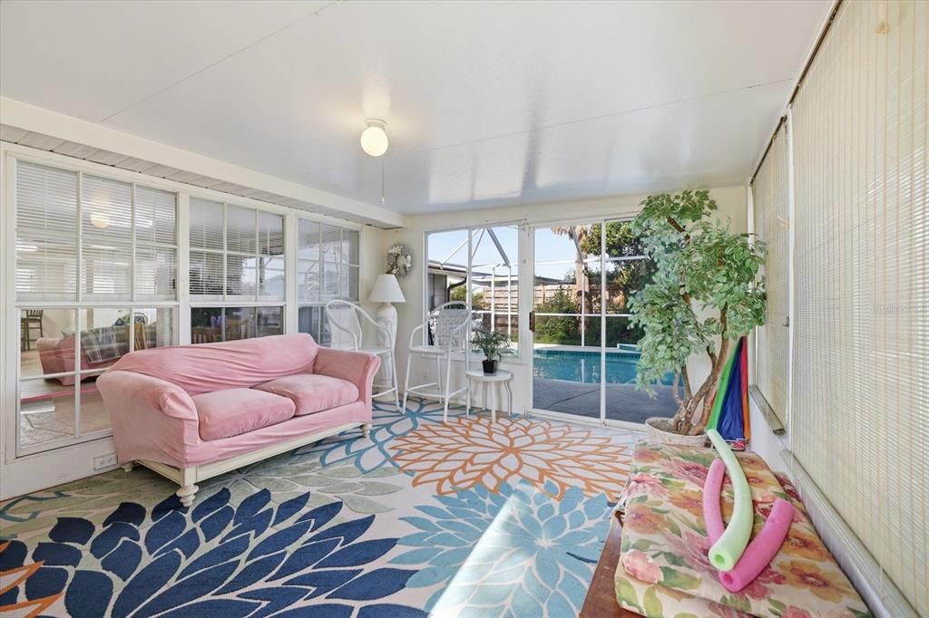 For Rent: $2,800 (3 beds, 2 baths, 1771 Square Feet)