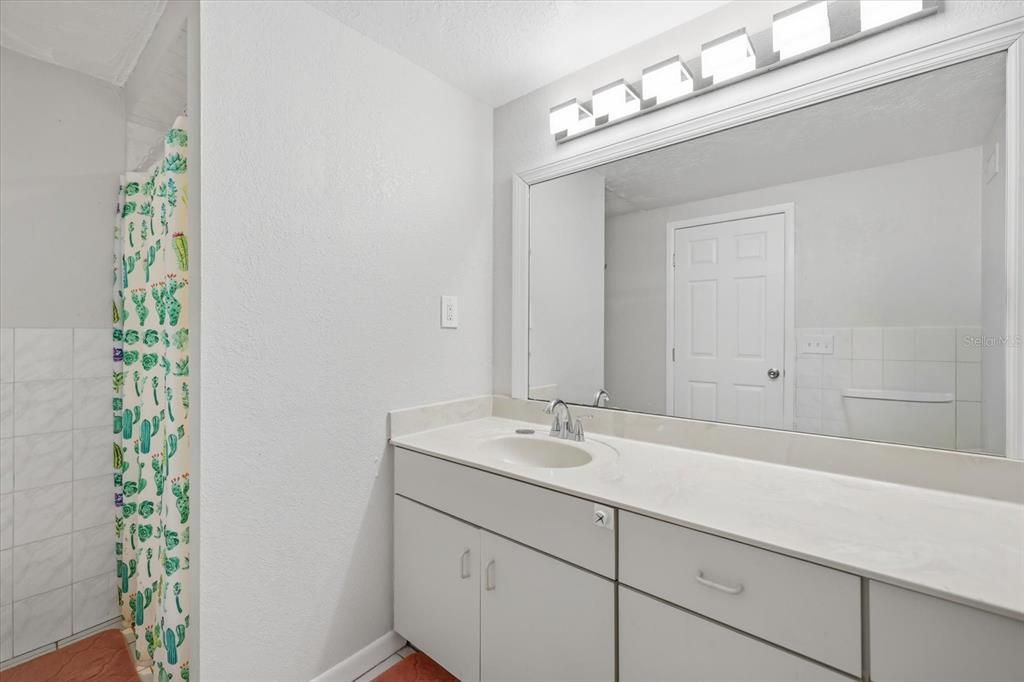 For Rent: $2,800 (3 beds, 2 baths, 1771 Square Feet)