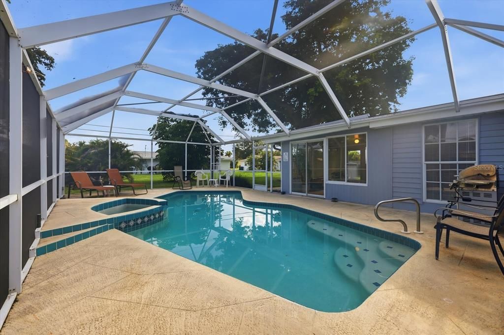 For Rent: $2,800 (3 beds, 2 baths, 1771 Square Feet)