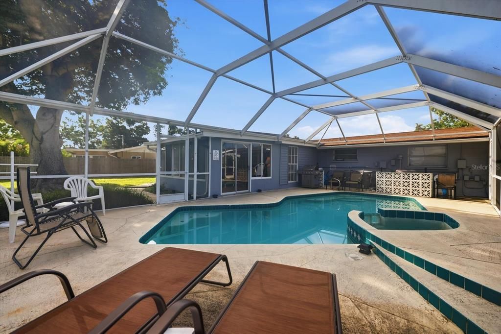 For Rent: $2,800 (3 beds, 2 baths, 1771 Square Feet)