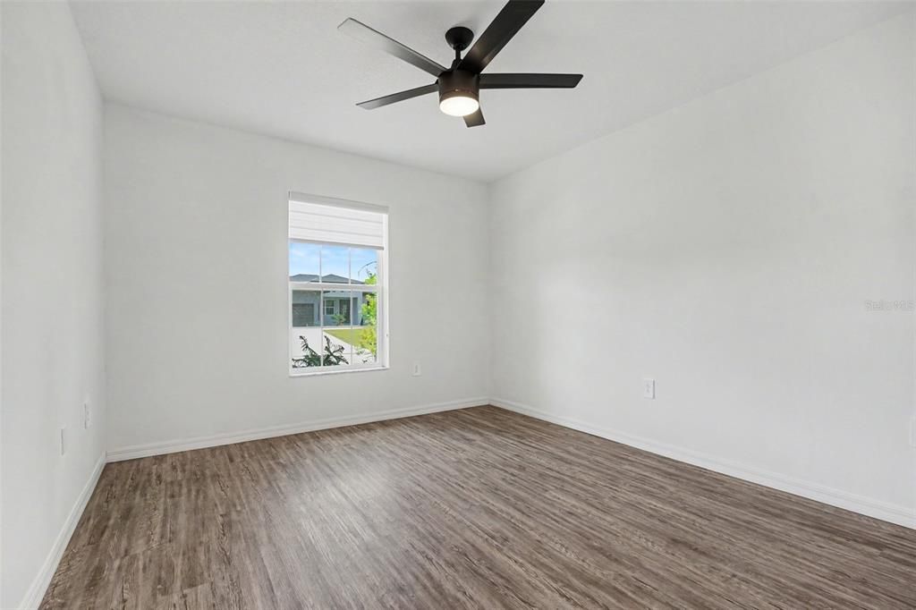 For Sale: $349,900 (3 beds, 2 baths, 1786 Square Feet)