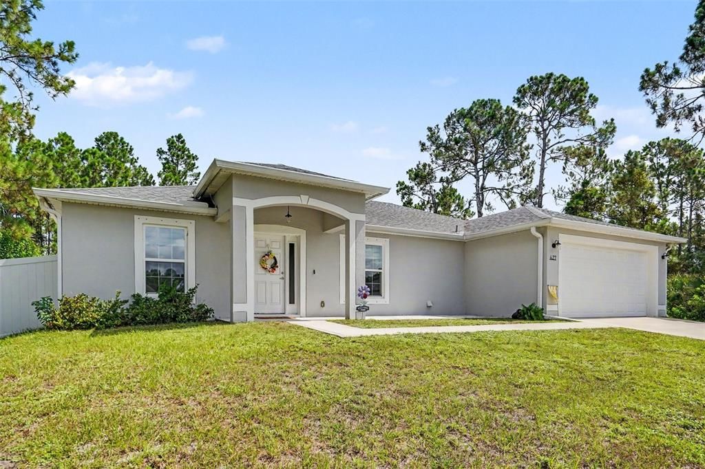 For Sale: $349,900 (3 beds, 2 baths, 1786 Square Feet)