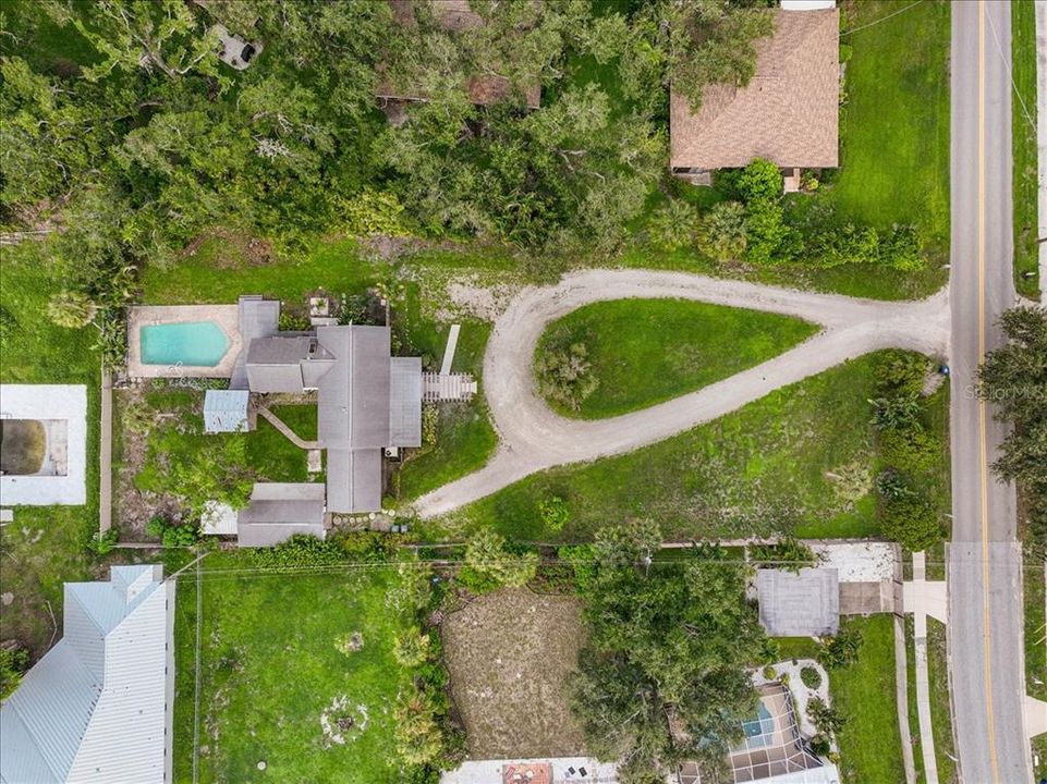 На продажу: $575,000 (3 спален, 1 ванн, 1719 Квадратных фут)