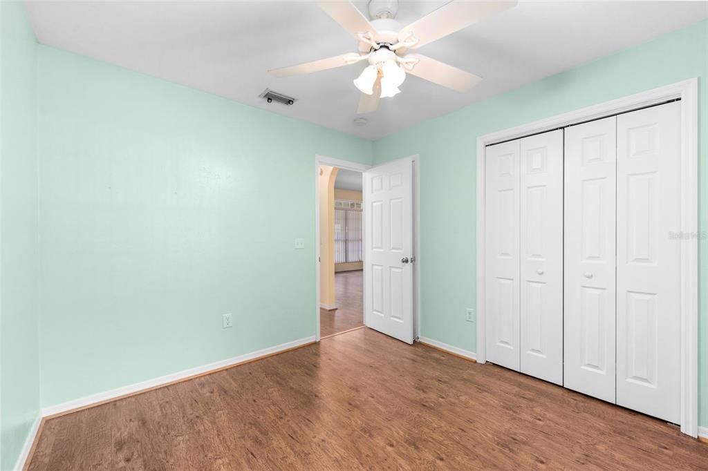 For Sale: $345,000 (3 beds, 2 baths, 1364 Square Feet)