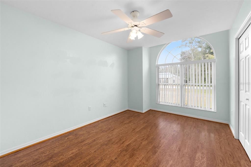 For Sale: $345,000 (3 beds, 2 baths, 1364 Square Feet)