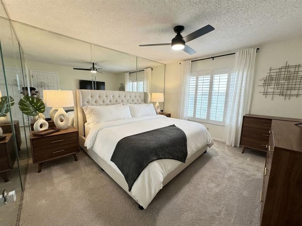 En Venta: $229,000 (2 camas, 2 baños, 1025 Pies cuadrados)