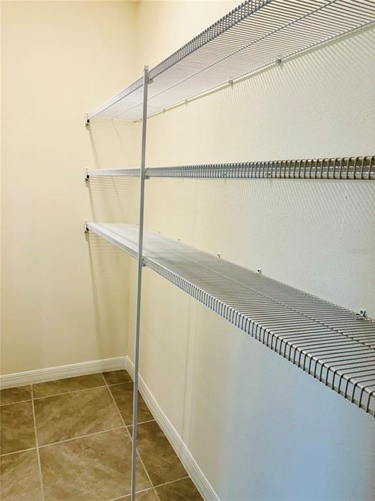 En Renta: $2,400 (4 camas, 2 baños, 2238 Pies cuadrados)
