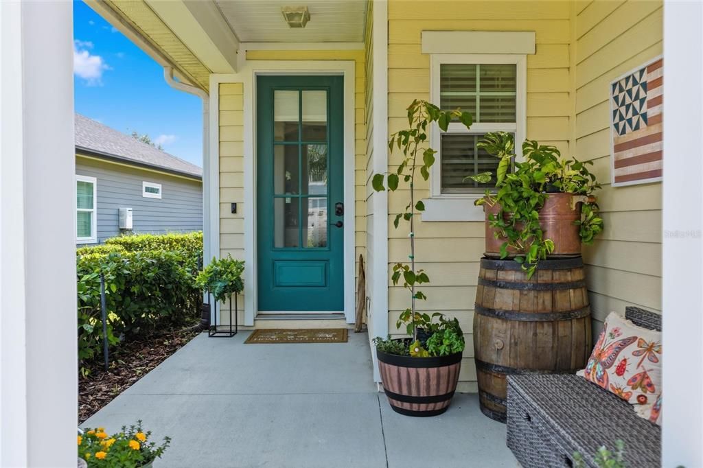 For Sale: $419,900 (3 beds, 2 baths, 1908 Square Feet)