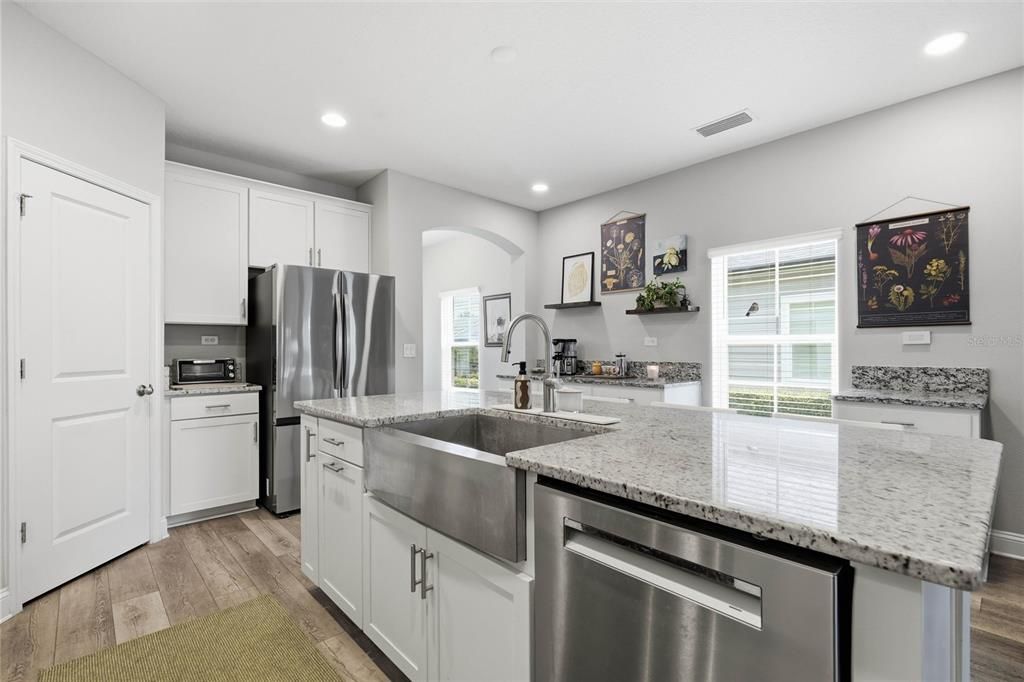 For Sale: $419,900 (3 beds, 2 baths, 1908 Square Feet)