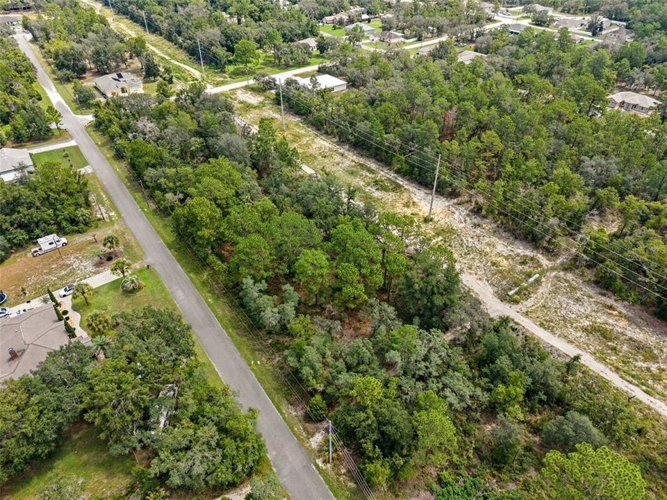 На продажу: $98,500 (1.05 acres)