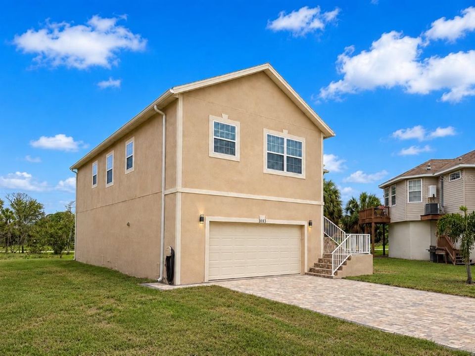 For Sale: $669,900 (3 beds, 2 baths, 1936 Square Feet)