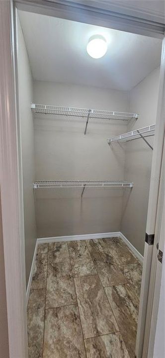 В аренду: $1,850 (3 спален, 2 ванн, 1212 Квадратных фут)