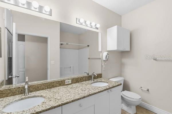 На продажу: $188,000 (1 спален, 1 ванн, 890 Квадратных фут)