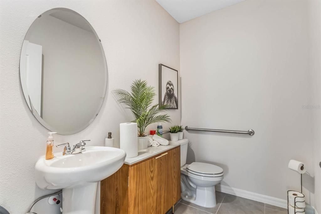 For Sale: $295,990 (4 beds, 2 baths, 1665 Square Feet)