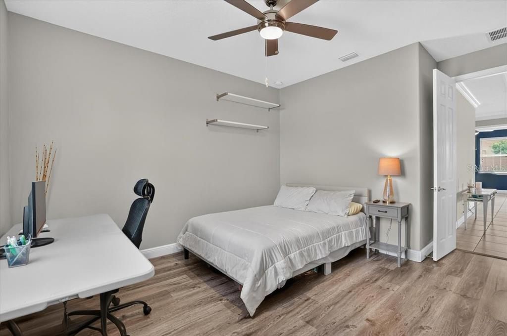 En Venta: $775,000 (3 camas, 3 baños, 2582 Pies cuadrados)
