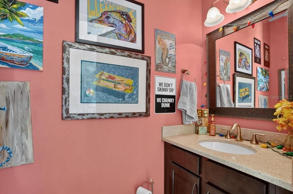 En Venta: $775,000 (3 camas, 3 baños, 2582 Pies cuadrados)