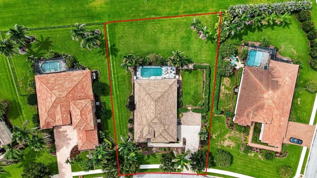 En Venta: $775,000 (3 camas, 3 baños, 2582 Pies cuadrados)