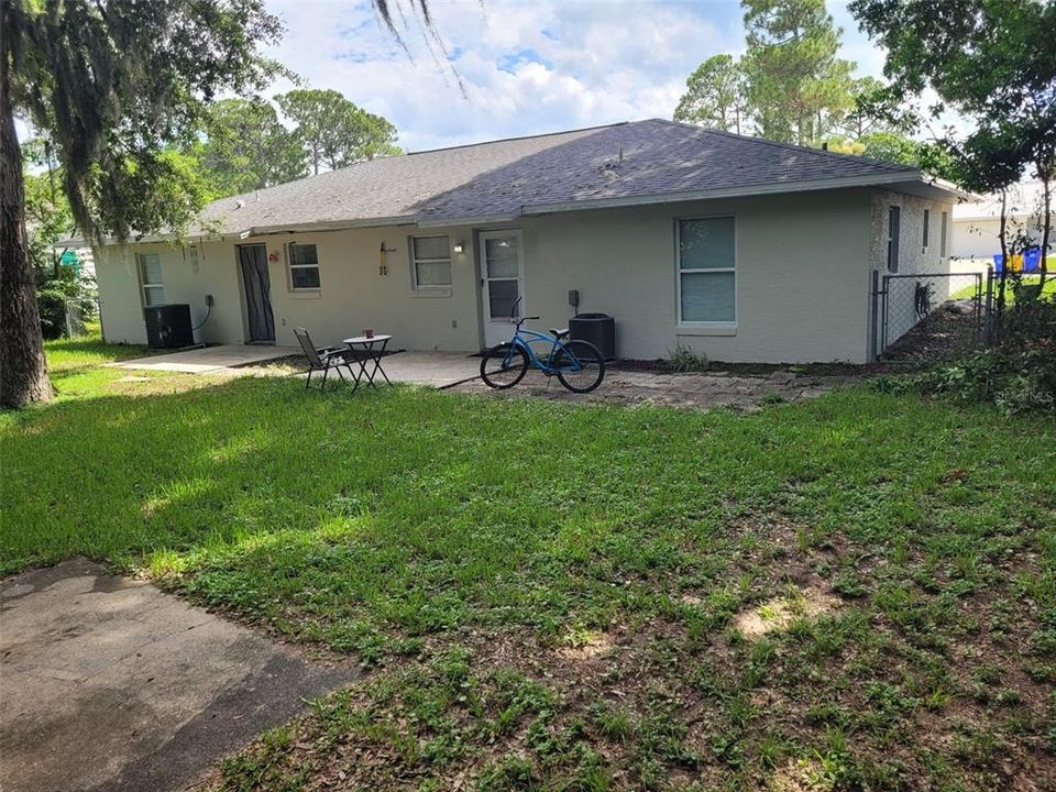 For Sale: $337,000 (0 beds, 0 baths, 1972 Square Feet)