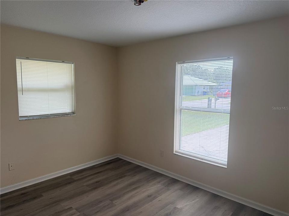 For Sale: $337,000 (0 beds, 0 baths, 1972 Square Feet)