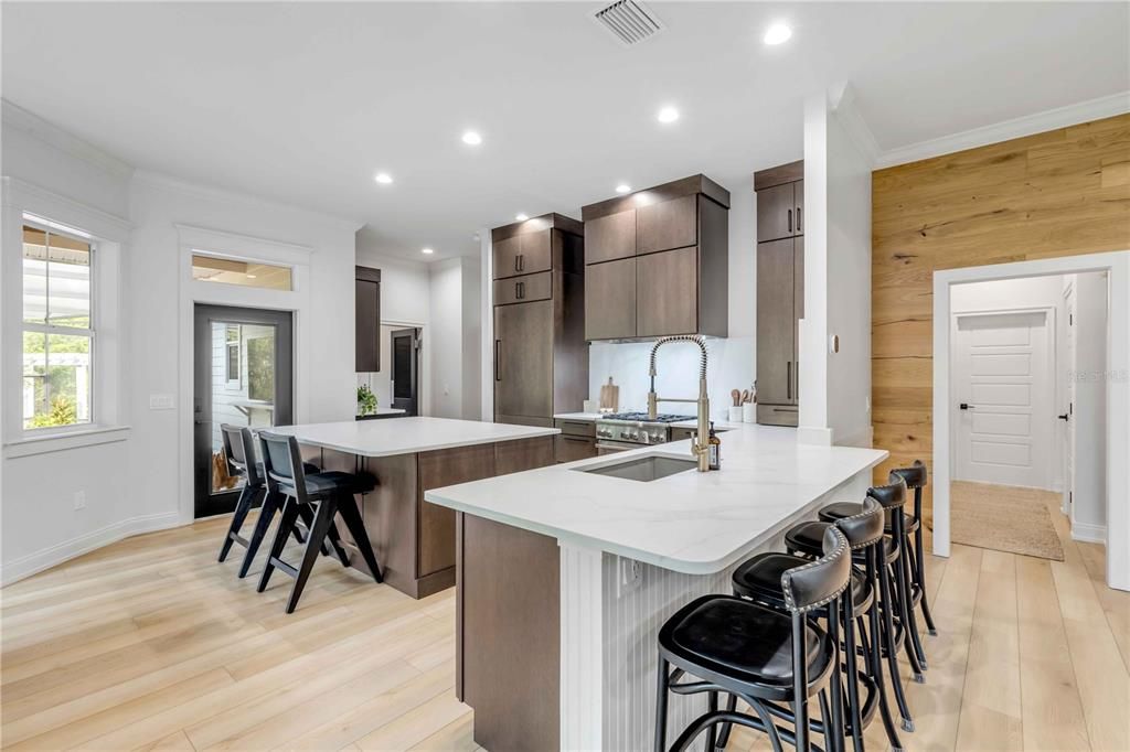 : $1,150,000 (3 beds, 2 baths, 1903 Square Feet)