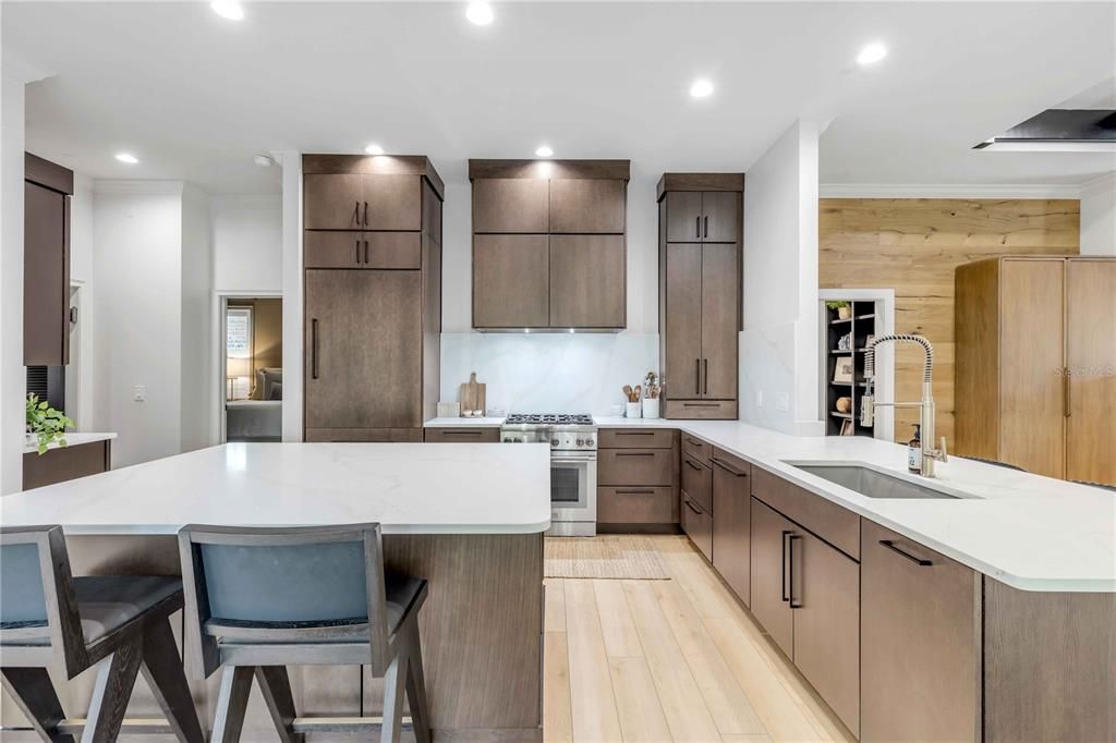 : $1,150,000 (3 beds, 2 baths, 1903 Square Feet)