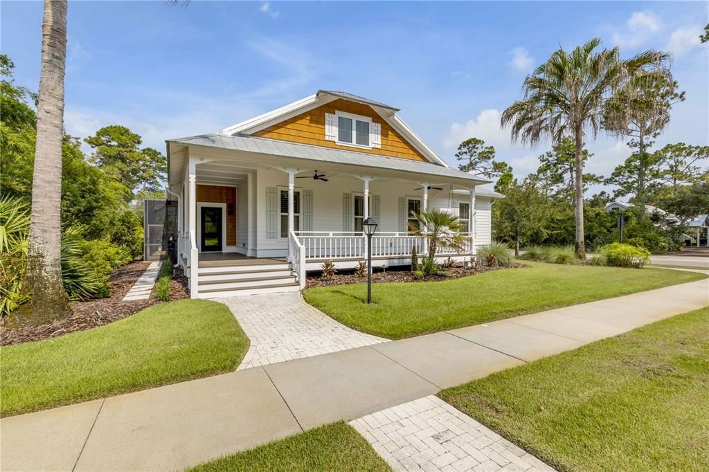 : $1,150,000 (3 beds, 2 baths, 1903 Square Feet)