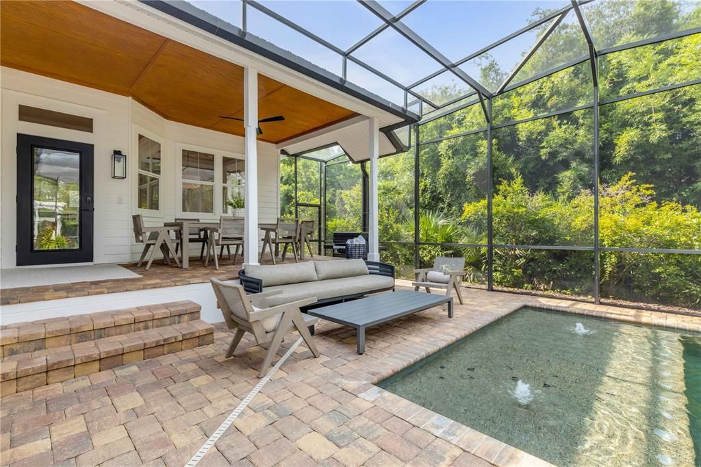 : $1,150,000 (3 beds, 2 baths, 1903 Square Feet)