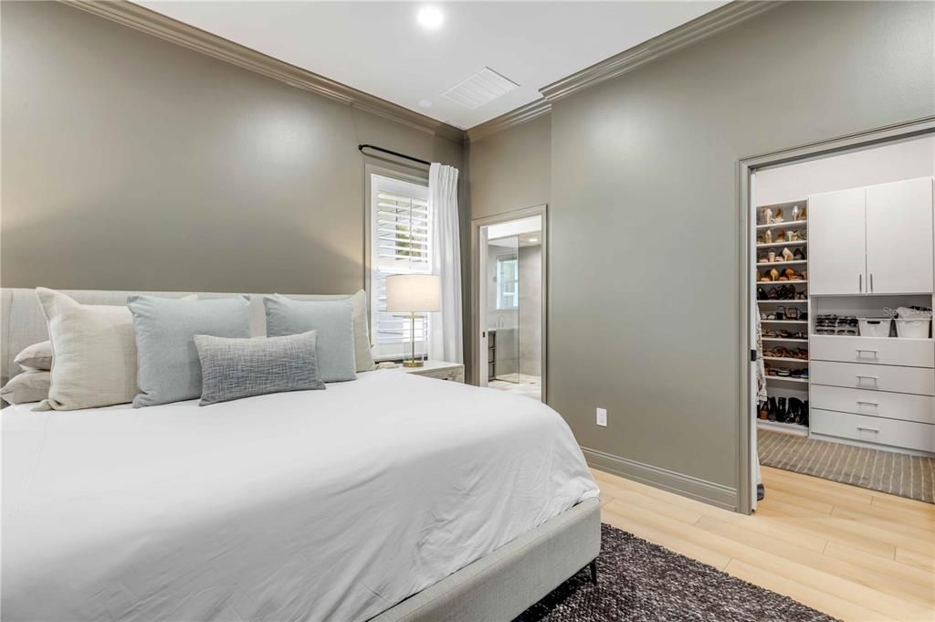 : $1,150,000 (3 beds, 2 baths, 1903 Square Feet)