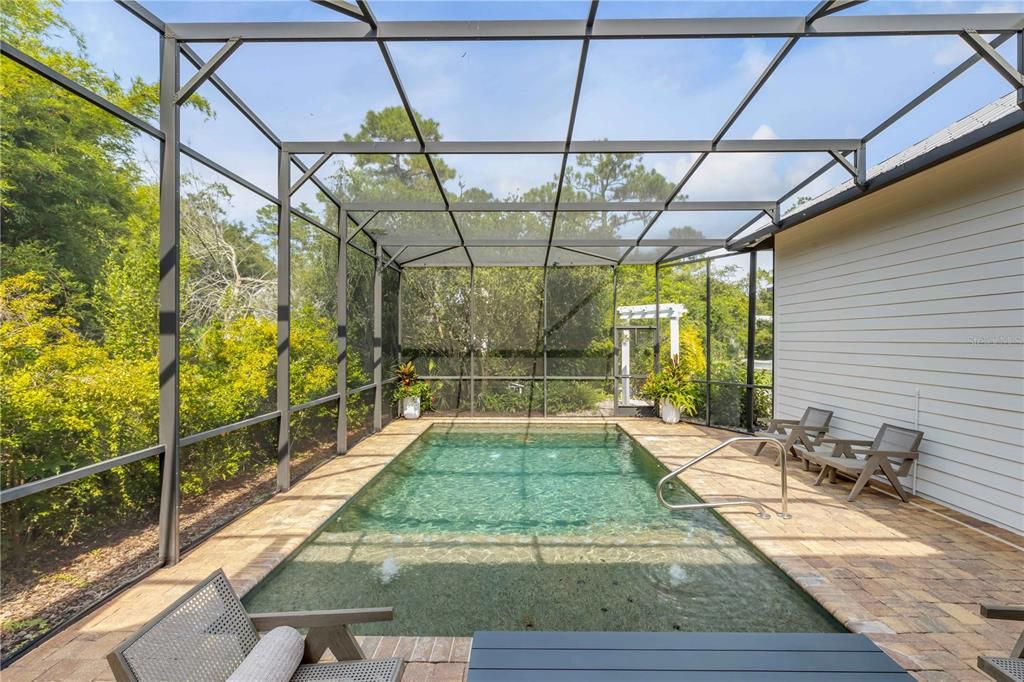 : $1,150,000 (3 beds, 2 baths, 1903 Square Feet)