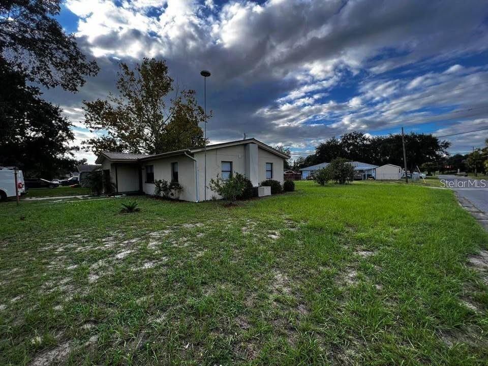 En Renta: $1,500 (2 camas, 1 baños, 988 Pies cuadrados)