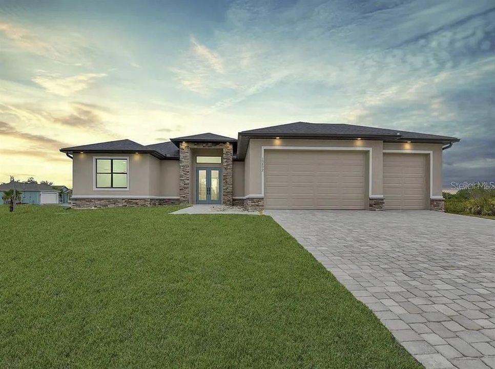 В аренду: $2,695 (4 спален, 2 ванн, 2019 Квадратных фут)